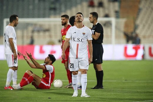 ببینید | بغض و اشک‌های پسر وریا غفوری به فحاشی پرسپولیسی‌ها در ورزشگاه