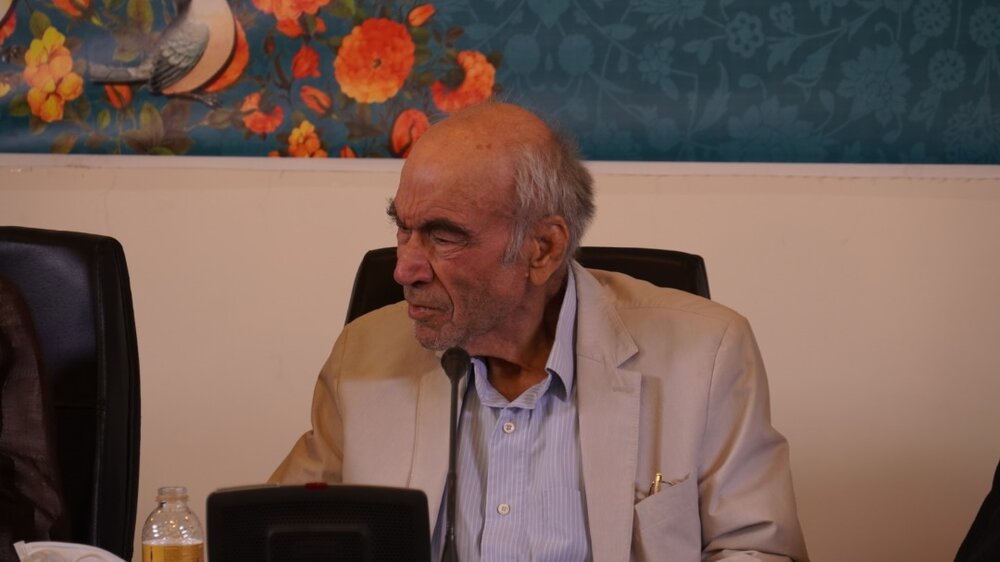 رضا داوری اردکانی: حکیمی ضد فلسفه نبود اما فلسفه را عین دین نمیدانست