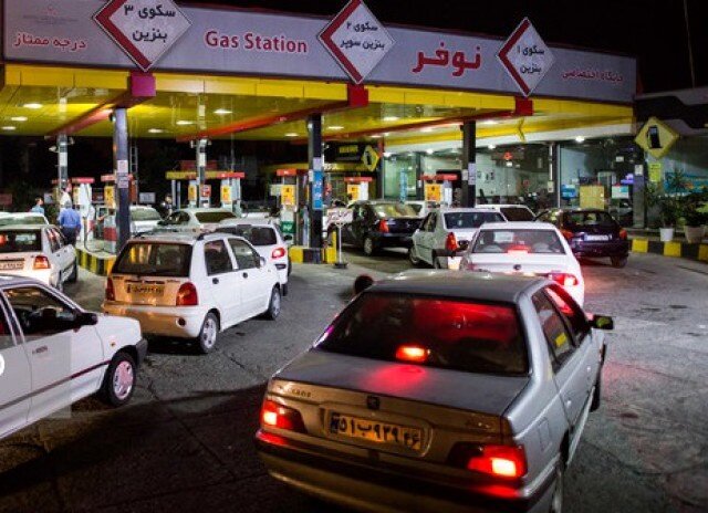 تصمیم نهایی دولت برای قیمت بنزین/ طرح بنزین برای همه به کجا رسید؟