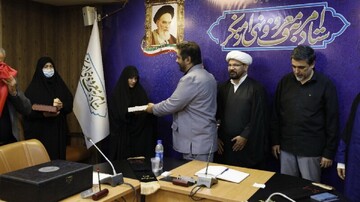 زن خبرساز ماجرای قطار تهران-یزد ، «سفیر کشوری» شد