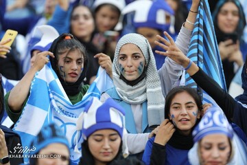 تصاویری از حضور تاریخی بانوان استقلالی برای نخستین مرتبه