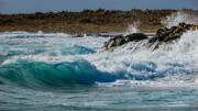 ببینید |  لحظه برخورد امواج  سهمگین به سواحل کالیفرنیا