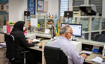 ساعت کاری ادارات از خرداد تغییر میکند؟/ توضیح این مقام دولتی را بخوانید