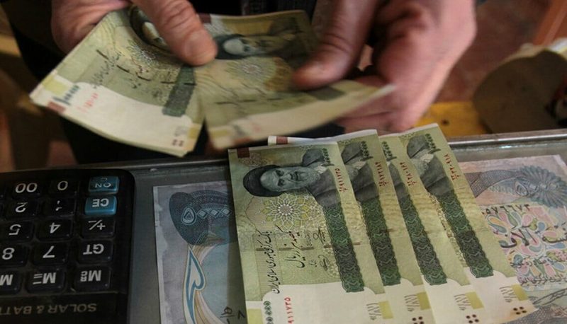 آیا گزارش های رسانه های دولتی از موفقیت دولت در مهار تورم درست است؟