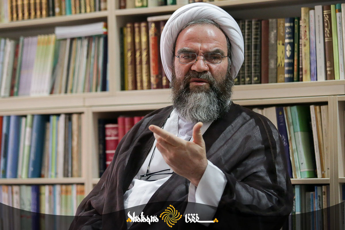 غرویان: الفاظ و کلمات هتاکانه و رکیک ، روی منبر مطلقا ممنوع است