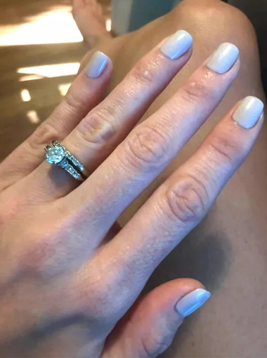 حلقه ازدواج گمشده پس از سه روز به دست صاحبش برگشت/ عکس