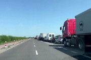 ببینید | صف طولانی ده‌ها کامیون و ماشین در لهستان برای دریافت سوخت؛ ترس زودهنگام از سرما!