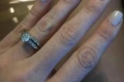حلقه ازدواج گمشده پس از سه روز به دست صاحبش برگشت/ عکس