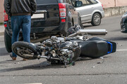 ببینید | تصاویر هولناک از مرگ فجیع موتورسوار به دلیل سرعت بالا!