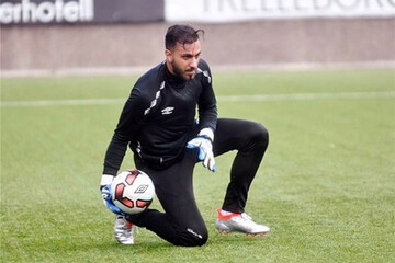 عکس | کفش‌های عجیب سوشا مکانی سوژه شد 