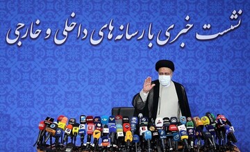روزنامه دولت:کسانی که آمار رئیس جمهور در باره تورم را زیر سوال می برند، دنبال تخریب دولت هستند!