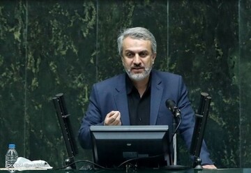 وزير الصناعة: التجارة الخارجية الإيرانية اصبحت غير معتمدة على النفط