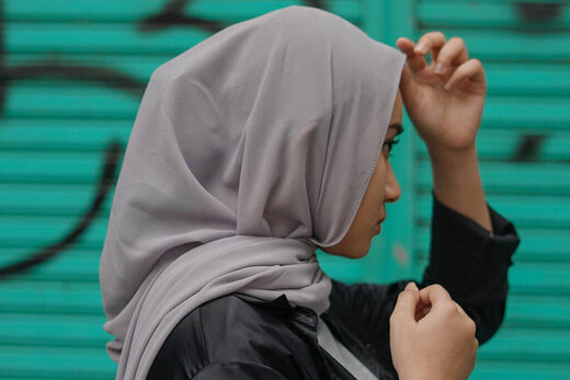 ببینید | استفاده قطری‌ها از میزبانی جام جهانی برای تبلیغ حجاب 