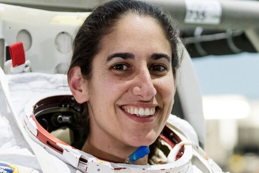 ببینید | یاسمن مقبلی در ایستگاه فضایی سلمانی راه انداخت!