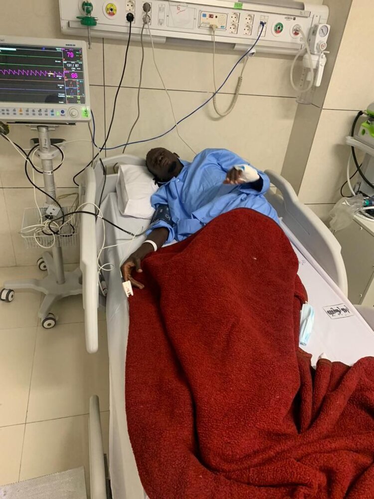 حمله بازیکن لیگ برتری را روانه بیمارستان کرد/عکس