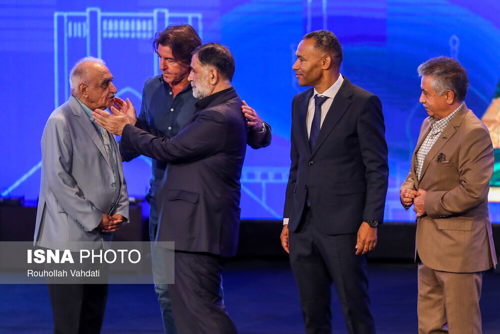 مراسم رونمایی از کاپ جام جهانی