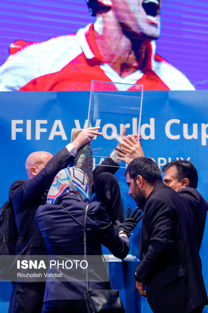 مراسم رونمایی از کاپ جام جهانی