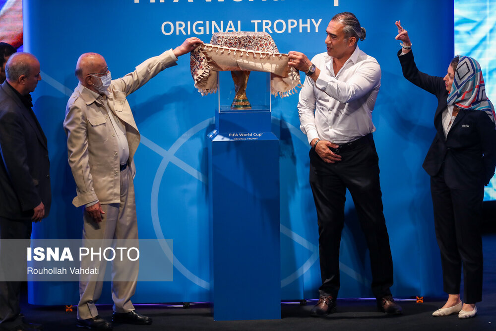 مراسم رونمایی از کاپ جام جهانی