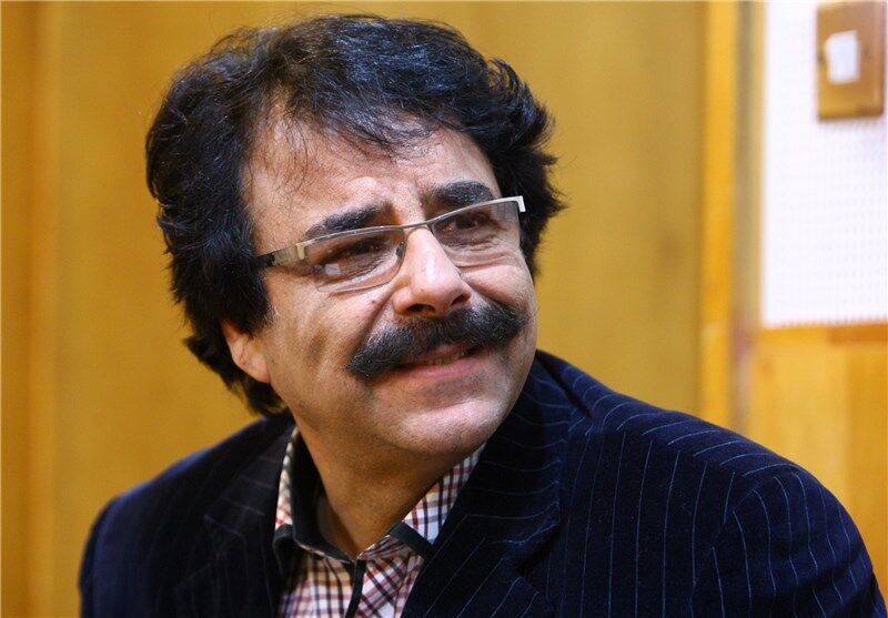 ببینید | روایت علیرضا افتخاری از یک جمله رهبر شهید انقلاب: چرا شاد نمی‌خوانی؟