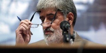 روایت مطهری از «درس ریزش ارز»  در پی خبرهای «توافق موقت» ایران و آمریکا