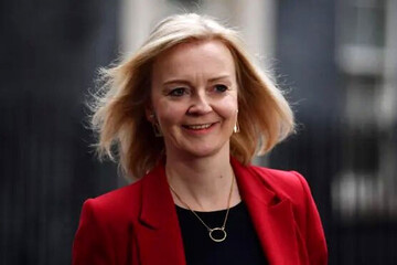 لیز تراس: پوتین شدیدا در تلاش است شکست "فاجعه‌بار" در اوکراین را توجیه کند