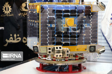 القمر الصناعي الايراني "ظفر - 2" على اعتاب الانطلاق نحو الفضاء