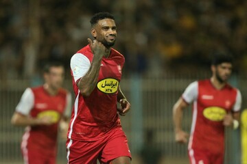 تماس مدیران باشگاه پرسپولیس با لوکادیا تماس مدیران باشگاه پرسپولیس با لوکادیا