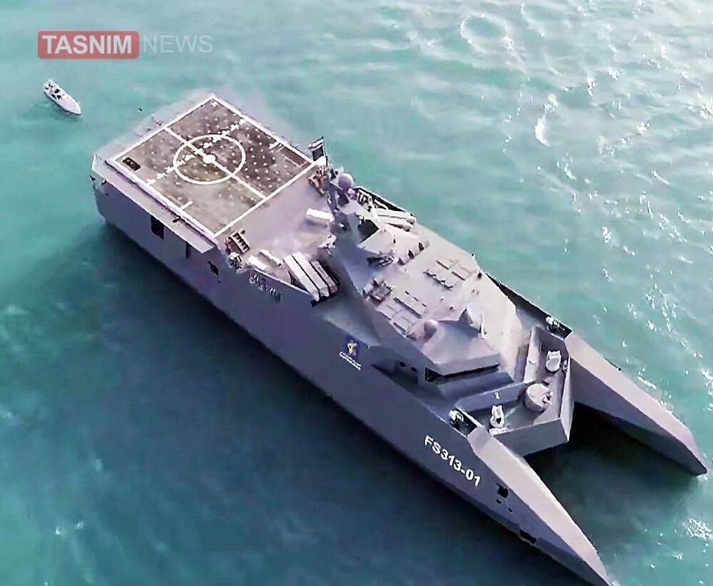 سردار تنگسیری : ناو شهید سلیمانی امکان حضور نیروی دریایی سپاه را در اقیانوسها فراهم کرده