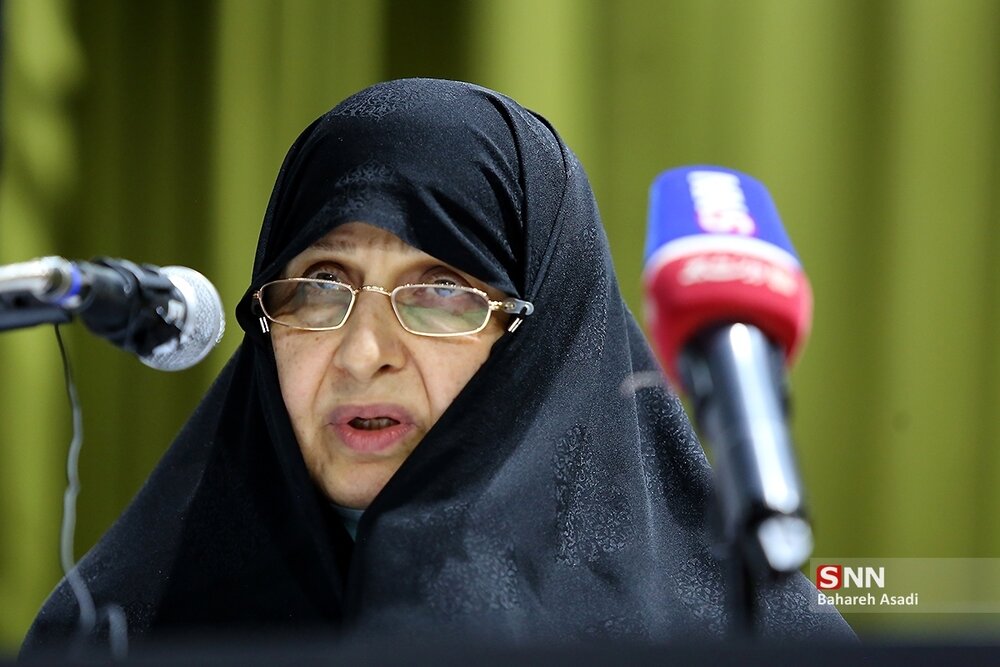 کبری خزعلی،عضو شورای عالی انقلاب فرهنگی: به زودی، قوانین عفاف و حجاب با قوت در کشور اجرا خواهد شد