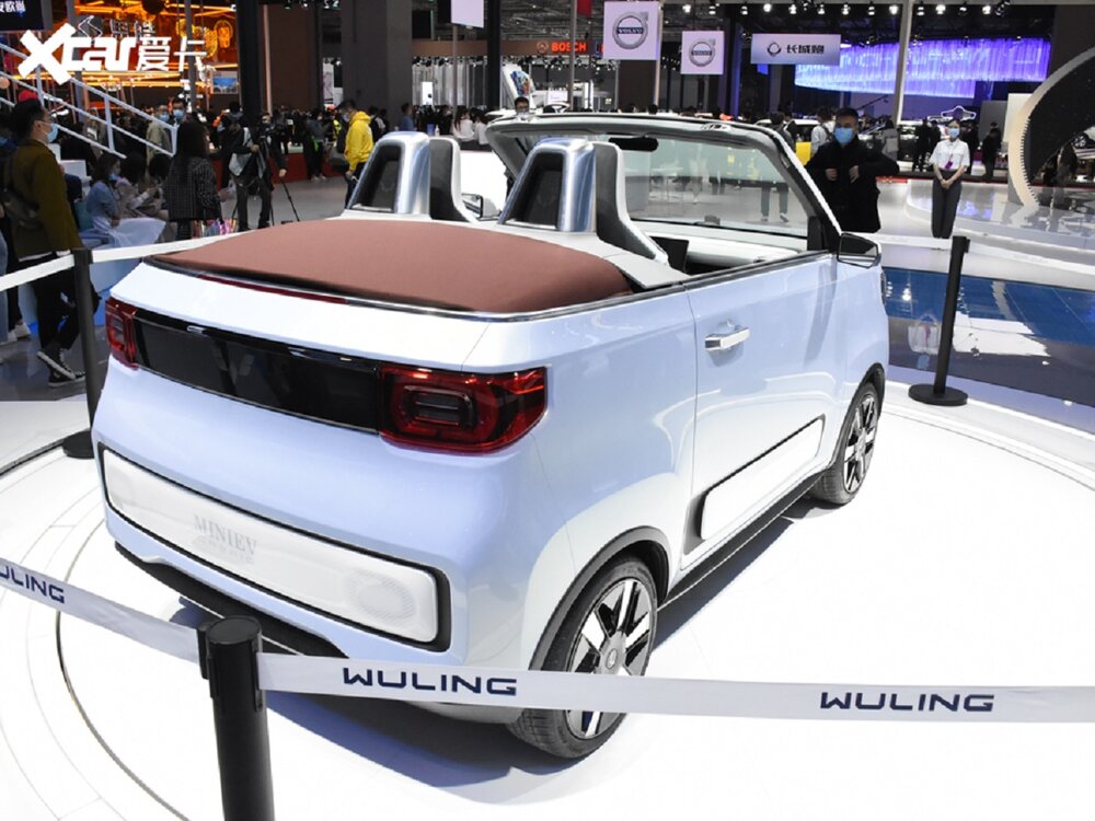 عکس l این مینی ev یکی از پرفروشترین خودروها در چین است!