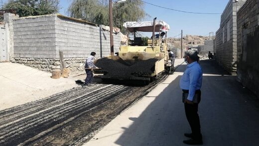 ۱۵۰ هزار متر مربع از کوچه‌ها و معابر میناب آسفالت شده است
