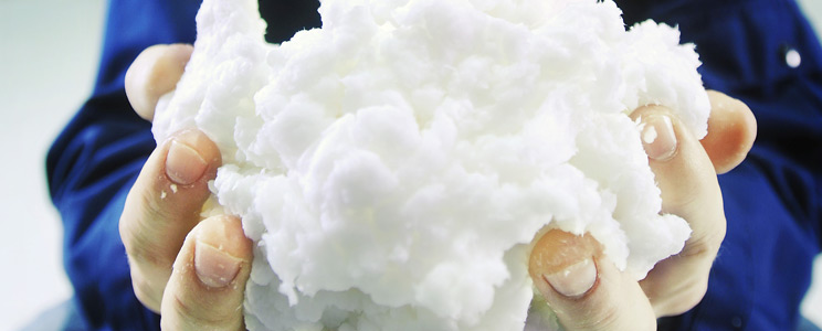 مواد اولیه برای تولید دستمال کاغذی در قفسه های کتاب خانه شماست !؟