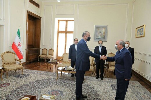 جاگاریان از ایران رفت