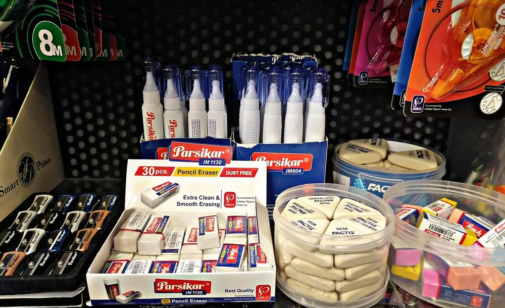 ۶۲ درصد حقوق کارگر ساده پای خرید لوازمالتحریر میرود/ سود دستفروشان لوازمالتحریر چقدر است؟