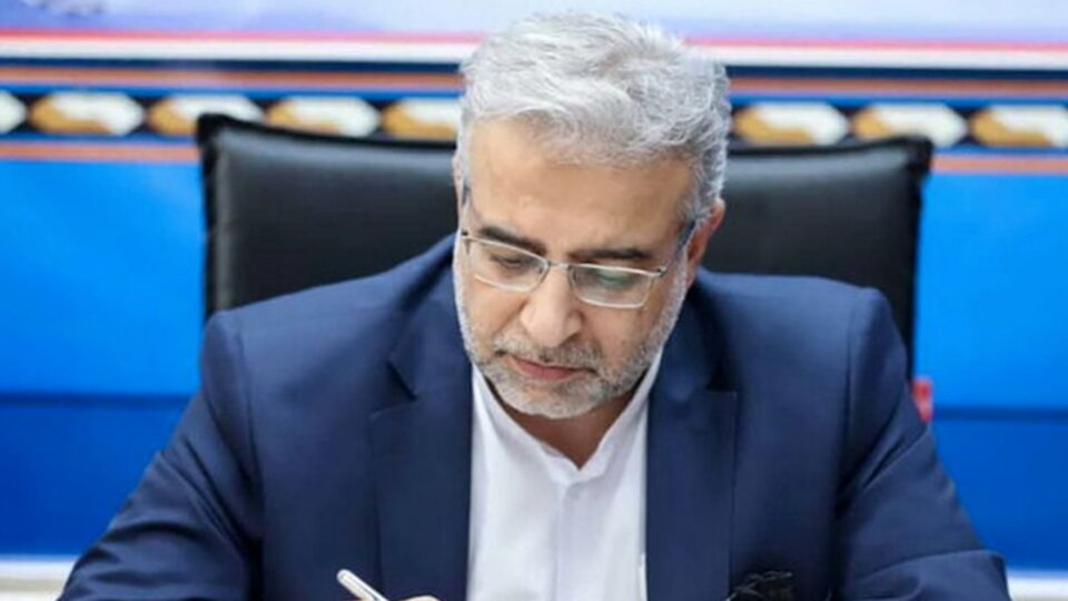 فوری :  زاهدی وفا استعفا داد / مخبر برای او حکم زد