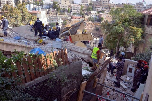 ببینید | لحظه بیرون کشیدن دختربچه از زیر آوار ساختمان در پایتخت اردن