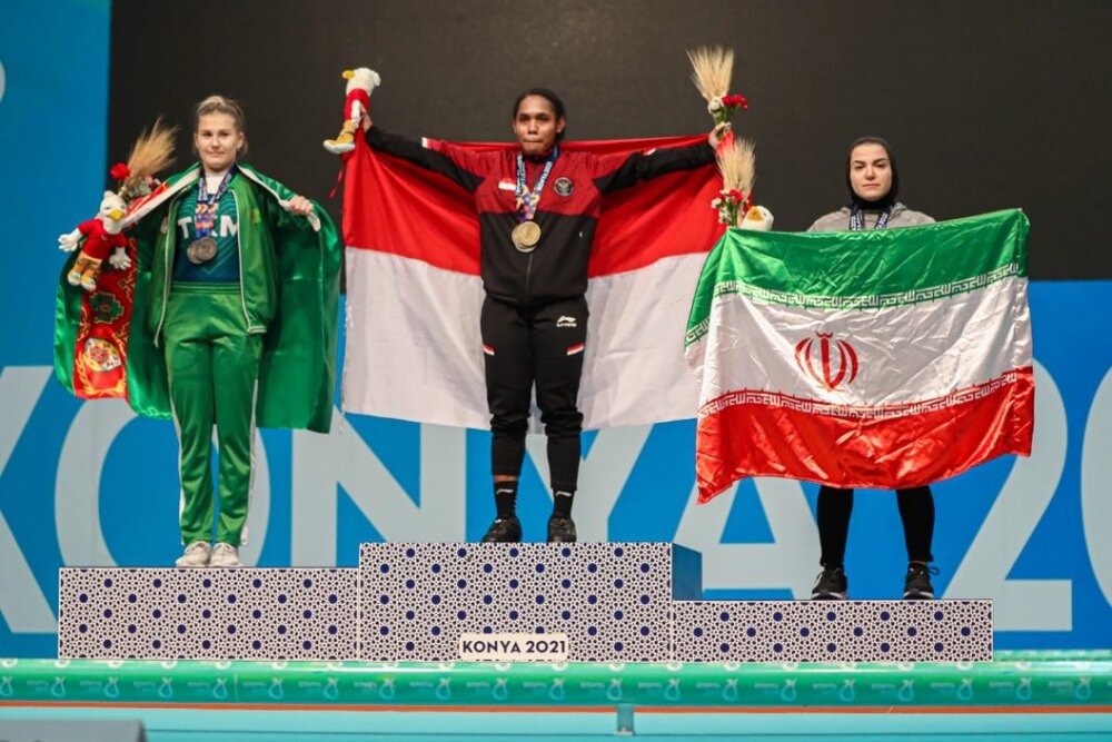 پوپک بسامی: بیمهری عامل اصلی مهاجرت ورزشکاران است