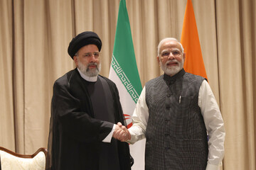 رئيس وزراء الهند: تباحثت مع الرئيس الايراني حول الصداقة المتنامية بين البلدين