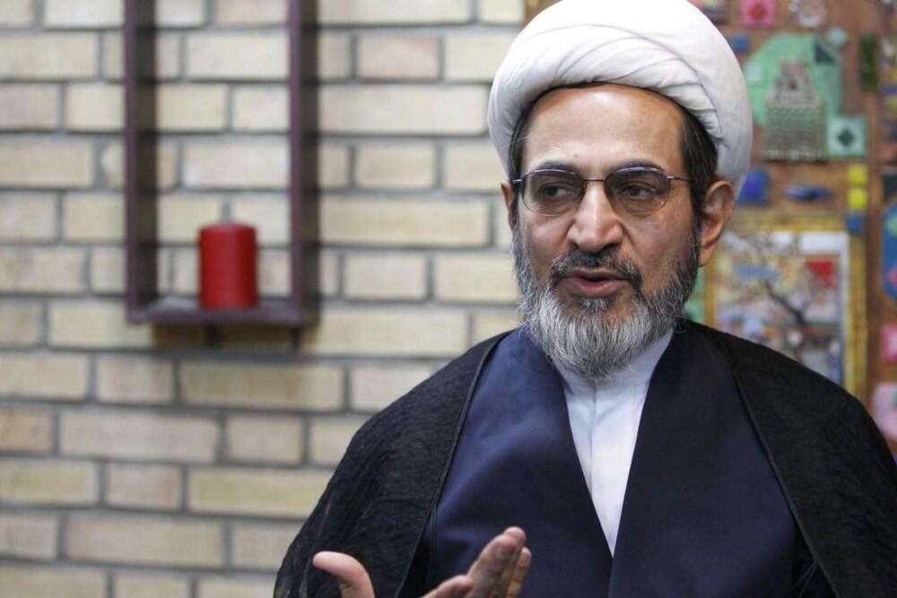 ایران قوی؛ محور سیاست خارجی در اندیشه رهبر شهید/ مسجدجامعی: رهبر شهید هیچگاه دیپلماسی را بدون قدرت نمیپذیرفت/ کشورهای منطقه باید مستقل تصمیم بگیرند