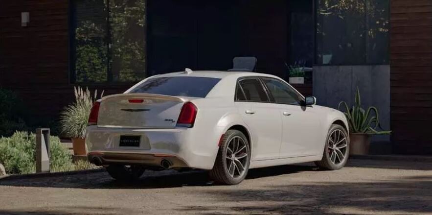 وداع آمریکایی عضلانی با موتور ۸ سیلندر / عکس