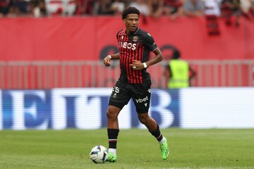 سریع‌ترین اخراج تاریخ؛ کارت قرمز در ثانیه 9!/عکس