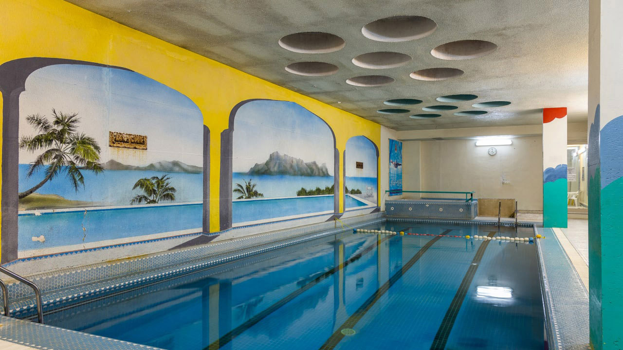 عالی قاپو اصفهان، هتلی در نصف جهان