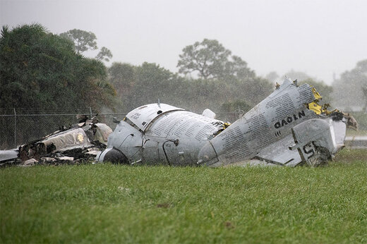 ببینید | لحظه سقوط مرگبار هواپیما در مسابقه پرواز نمایشی آمریکا 