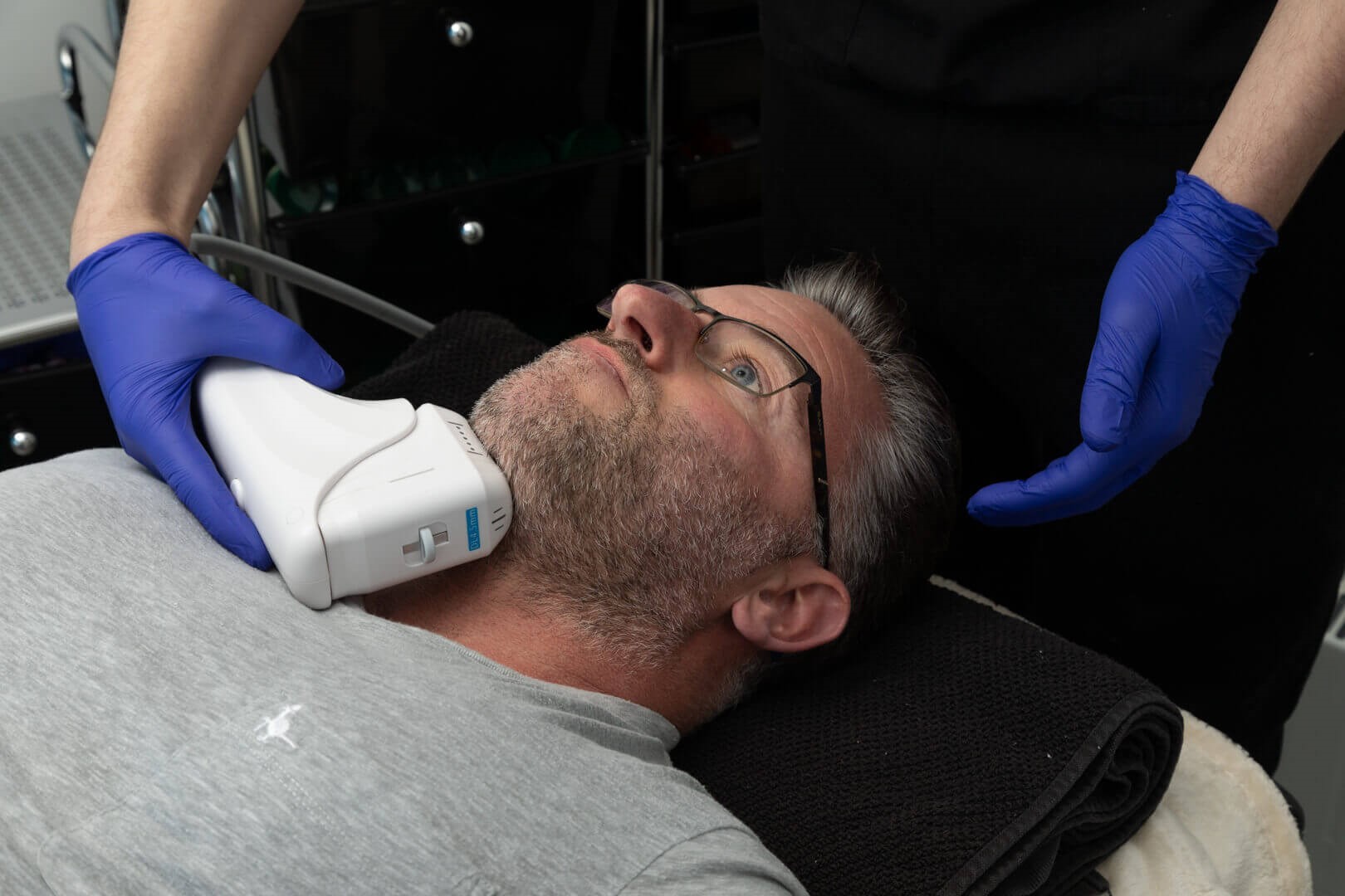 هایفوتراپی یک روش غیرجراحی برای لیفت صورت