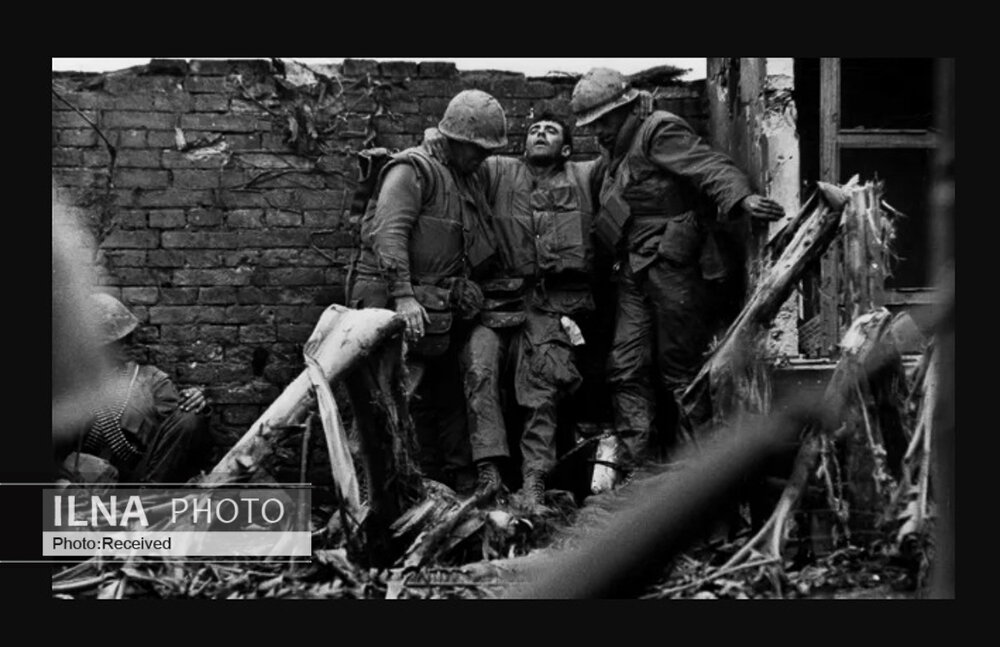 گفتوگو با عکاسی که از نگاتیوهایش «خون» میچکد/عکس