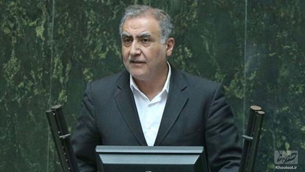 موضوعات ساده را «سیاسی _ امنیتی» میکنند / از «تب جامعه» در سخنان رئیسی،نشانی نیست