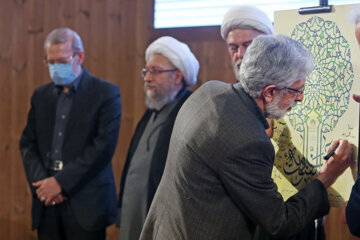 از حضور ناطق نوری و خوش و بش لاریجانیها تا برادران لاریجانی و حداد عادل در یک قاب + عکس ها