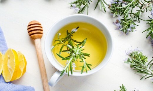 ۱۰ فایده شگفت انگیز چای رزماری ۱۰ فایده شگفت انگیز چای رزماری