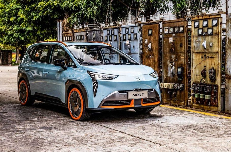 عکسl این خودرو برقی ۵ دقیقهای شارژ میشود!