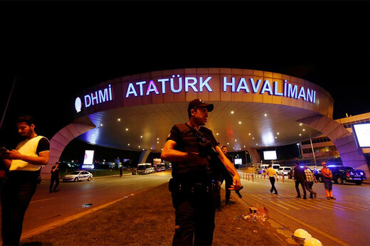 لحظه پر استرس دستگیری یک تروریست در فرودگاه را ببینید